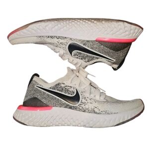 Nike Epic React Flyknit Women's Size 7 Oreo Pink Athletic Shoes Running Sneakers